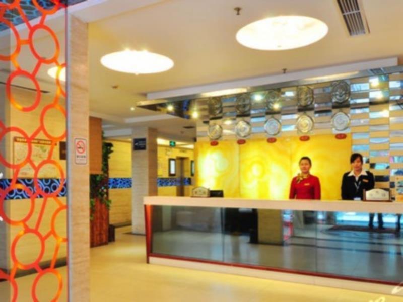 ホテルKaiserdom Zhonghua Plaza 広州 エクステリア 写真